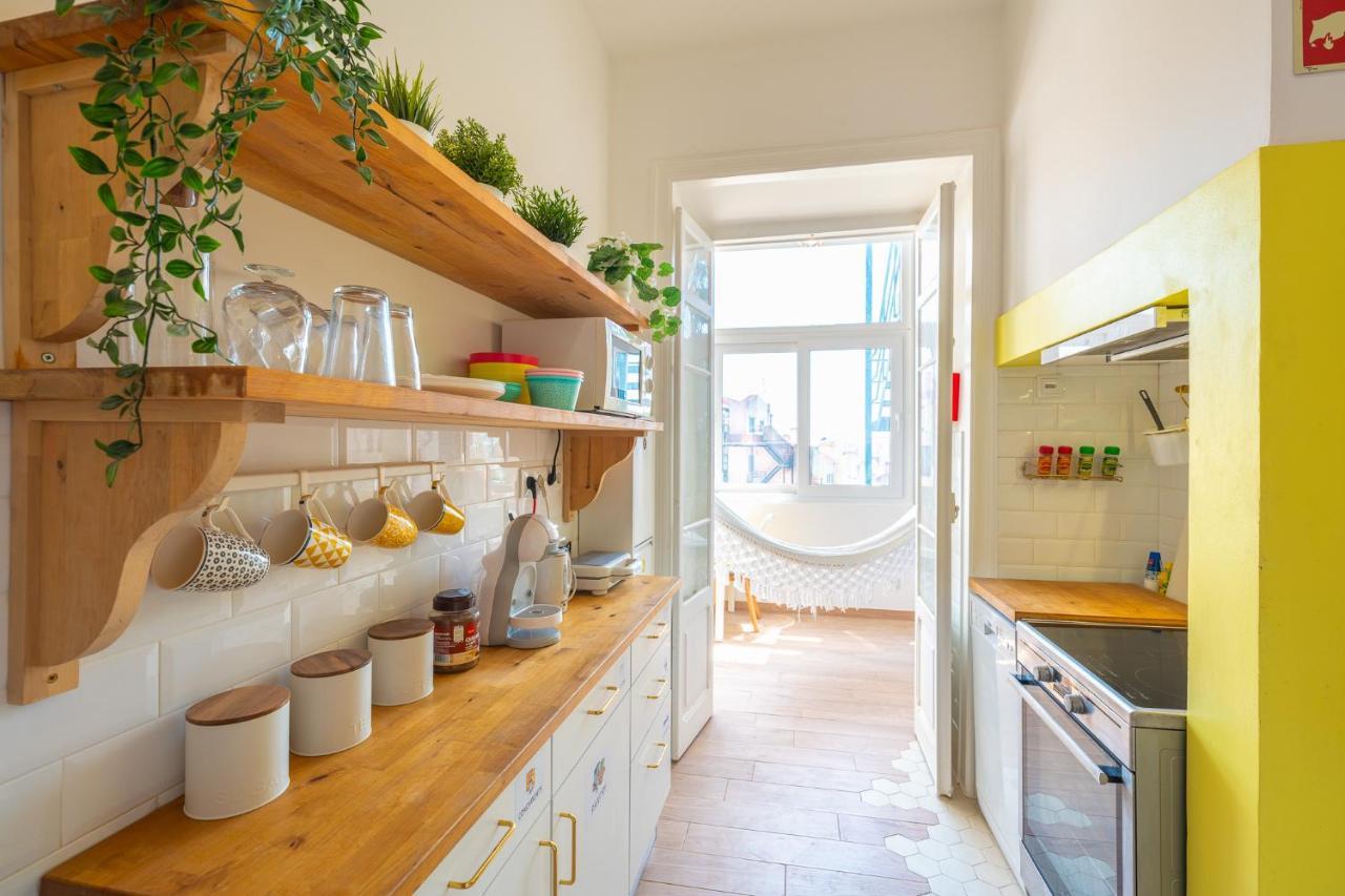 Wanderful Home - Travel Themed Apartment 리스본 외부 사진